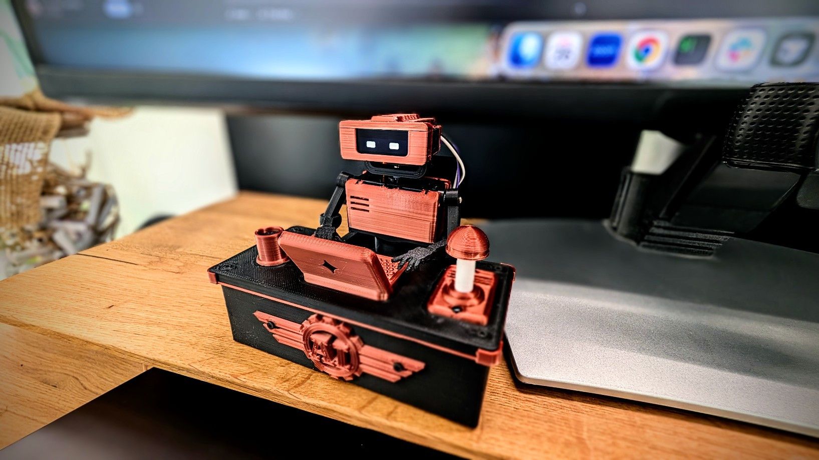 Tiny Engineer 桌面机器人